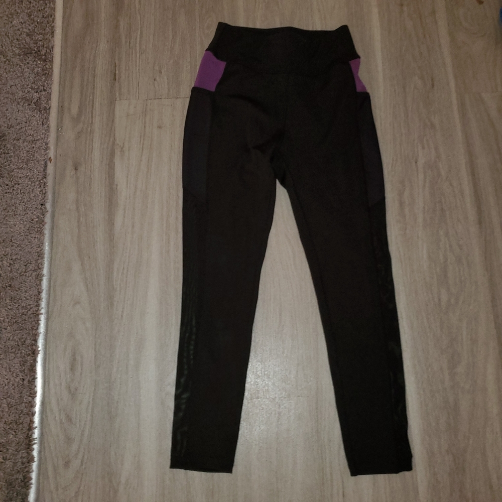 Popfit black/purple mesh side leggings Small